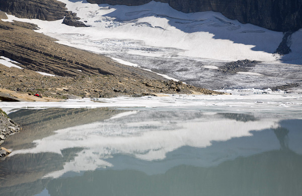 Glacier lake_2546